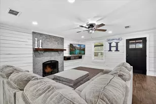 7981 Fm 1861, Eustace, TX 75124 - Photo 8