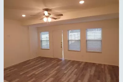 709 S 5th Street #1, Bonham, TX 75418 - Photo 10