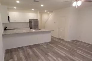 709 S 5th St, Bonham, TX 75418 - Photo 6