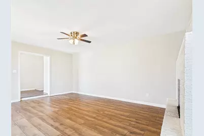 2712 Evans Avenue, Fort Worth, TX 76104 - Photo 8