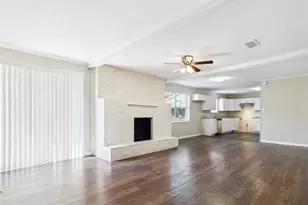 2712 Evans Ave, Fort Worth, TX 76104 - Photo 2