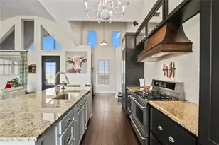 125 George Owens Rd, Ponder, TX 76259 - Photo 2