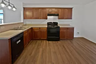 1709 Vineridge Ln, Burleson, TX 76028 - Photo 4