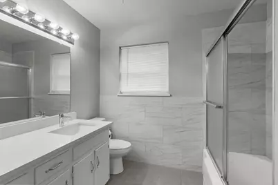 1021 Blue Lake Drive, Fort Worth, TX 76103 - Photo 14