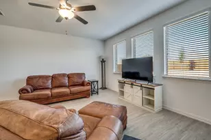 1413 Rousseau Dr, Little Elm, TX 75068 - Photo 6