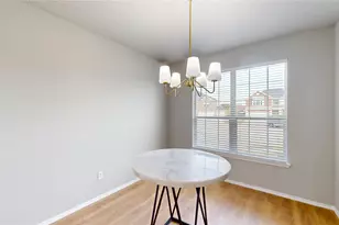 10172 Autumn Park Ct, Fort Worth, TX 76140 - Photo 12