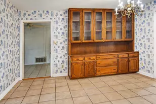 1055 Harmony Cir, Weatherford, TX 76087 - Photo 14