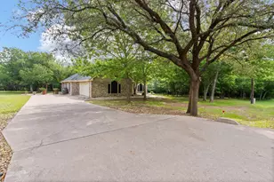 12041 Shady Creek Dr, Whitney, TX 76692 - Photo 38