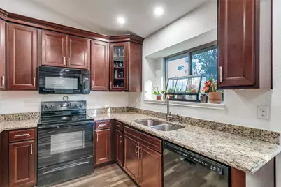 1434 Thistlewood Lane, Grapevine, TX 76051 - Photo 12