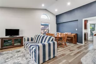 1434 Thistlewood Ln, Grapevine, TX 76051 - Photo 6