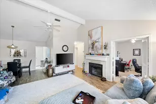 2920 Hilltop Dr, Euless, TX 76039 - Photo 8