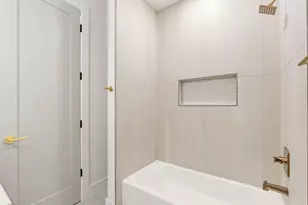 27062 Stonewood Dr, Whitney, TX 76692 - Photo 12