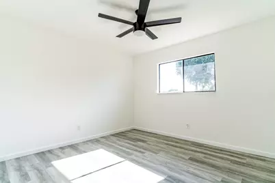 5000 Brandenburg Lane, The Colony, TX 75056 - Photo 12