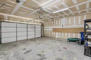 415 Hidden Ridge Dr, Burleson, TX 76028 - Photo 32