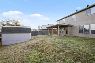 415 Hidden Ridge Dr, Burleson, TX 76028 - Photo 36