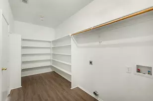 415 Hidden Ridge Dr, Burleson, TX 76028 - Photo 16