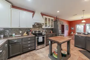 1085 Walking Horse Dr, Stephenville, TX 76401 - Photo 10