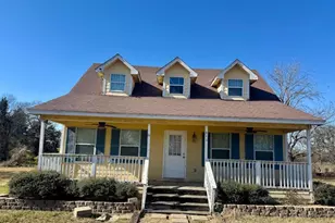 840 Co Rd 4817, Wolfe City, TX 75496 - Photo 12