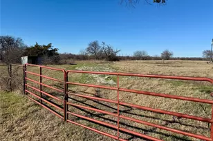 840 Co Rd 4817, Wolfe City, TX 75496 - Photo 8
