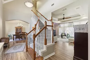 812 Lakeview Ct E, Crowley, TX 76036 - Photo 6