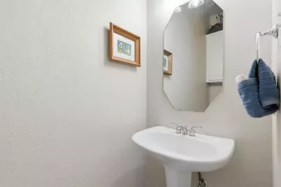 812 Lake View Court E, Crowley, TX 76036 - Photo 26