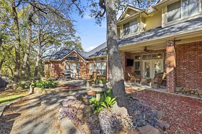 812 Lake View Court E, Crowley, TX 76036 - Photo 28