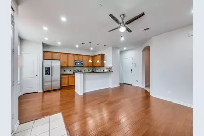 950 Henderson Street, Fort Worth, TX 76102 - Photo 4