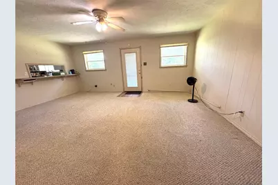 1910 Jefferson Street, Commerce, TX 75428 - Photo 10