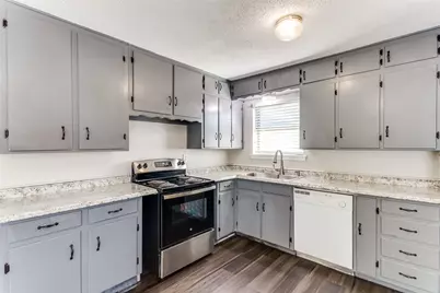 2705 W Fuller Avenue, Fort Worth, TX 76133 - Photo 8