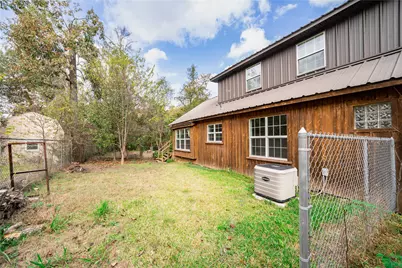 301 Thompson Street, Kilgore, TX 75662 - Photo 22