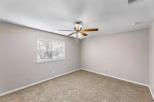 221 Asbury Dr, Saginaw, TX 76179 - Photo 32