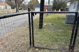 414 W Jefferson St, Van Alstyne, TX 75495 - Photo 20