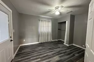 414 W Jefferson St, Van Alstyne, TX 75495 - Photo 6