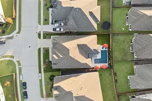 1421 Bluestem Dr, Aubrey, TX 76227 - Photo 32