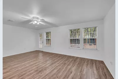 4818 Blue Water Circle, Granbury, TX 76049 - Photo 8