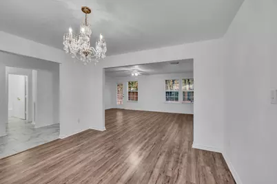 4818 Blue Water Circle, Granbury, TX 76049 - Photo 6