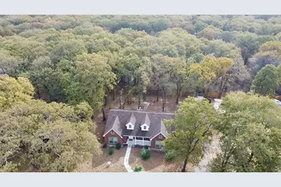 4818 Blue Water Circle, Granbury, TX 76049 - Photo 4