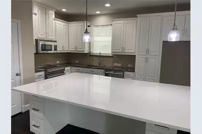 2920 Pinehurst, Grand Prairie, TX 75104 - Photo 8