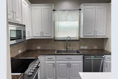 2920 Pinehurst, Grand Prairie, TX 75104 - Photo 12