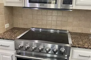 2920 Pinehurst, Grand Prairie, TX 75104 - Photo 10