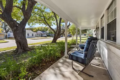 4520 Birchman Avenue, Fort Worth, TX 76107 - Photo 4