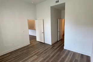 300 N McDonald St, McKinney, TX 75069 - Photo 10