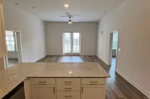 300 N McDonald St, McKinney, TX 75069 - Photo 2