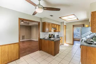 1915 Rosebud Ct, Flower Mound, TX 75028 - Photo 8