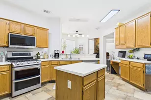 821 Woodridge Dr, DeSoto, TX 75115 - Photo 6