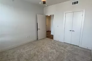 300 N McDonald St, McKinney, TX 75069 - Photo 10