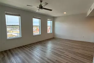 300 N McDonald St, McKinney, TX 75069 - Photo 2