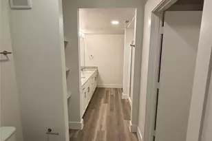 300 N McDonald St, McKinney, TX 75069 - Photo 16