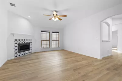 6136 Lochmoor Drive, Fort Worth, TX 76179 - Photo 8