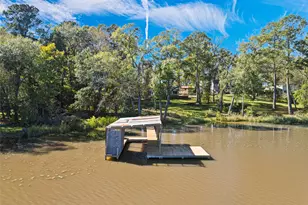 494 N Lake Dr, Gladewater, TX 75647 - Photo 8